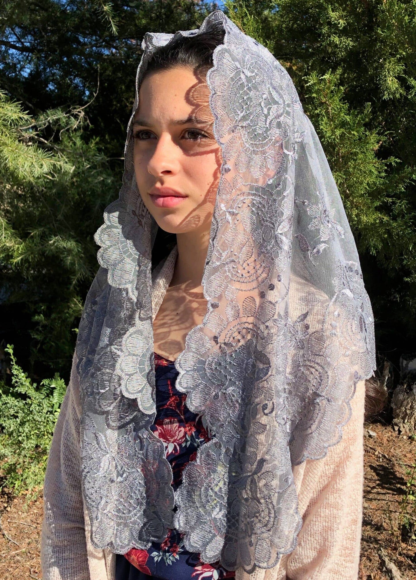 St. Catalina Thomas Veil -GRAY (48" x 23")