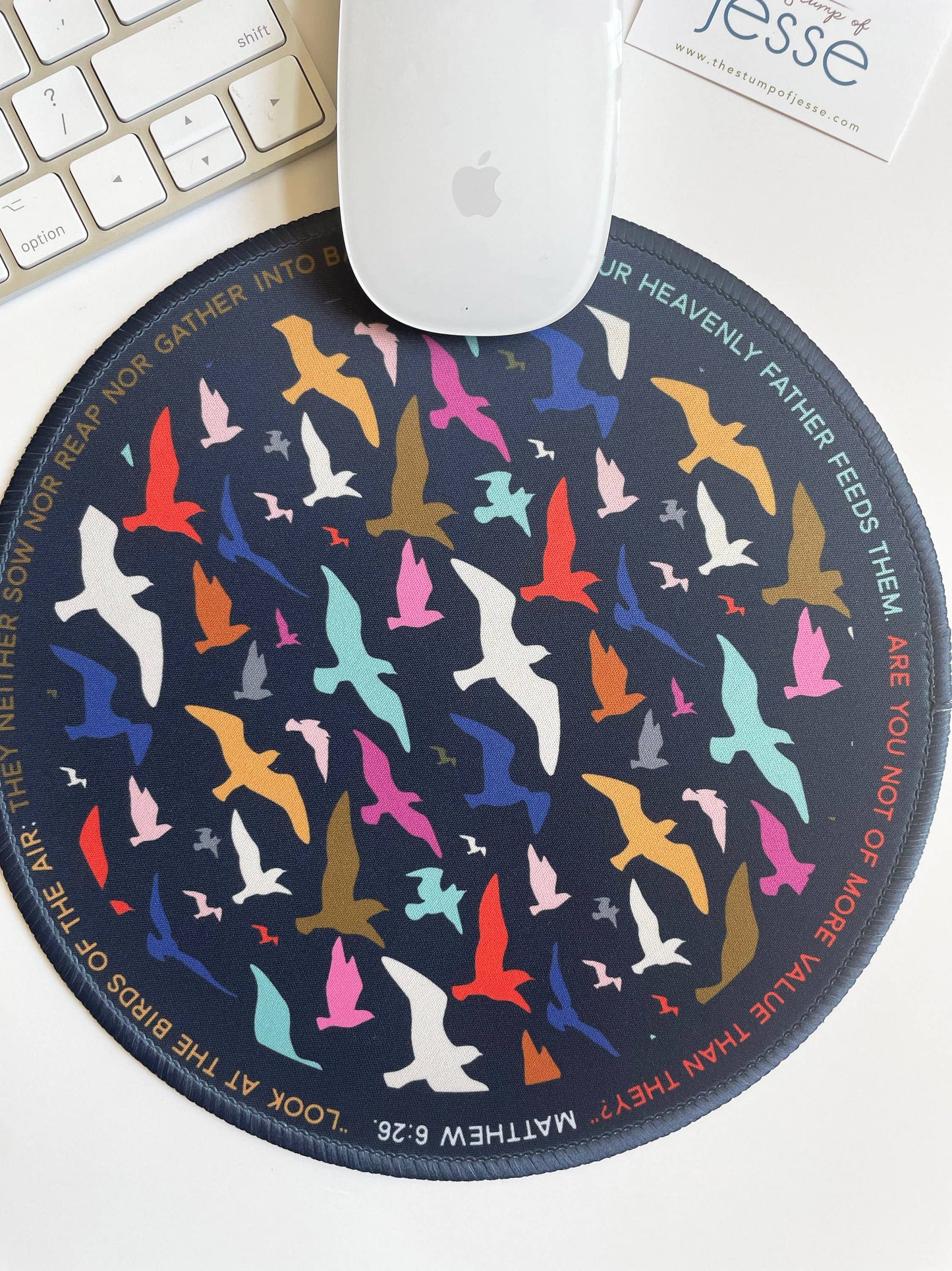 Look at the birds of the Air Mouse Pad