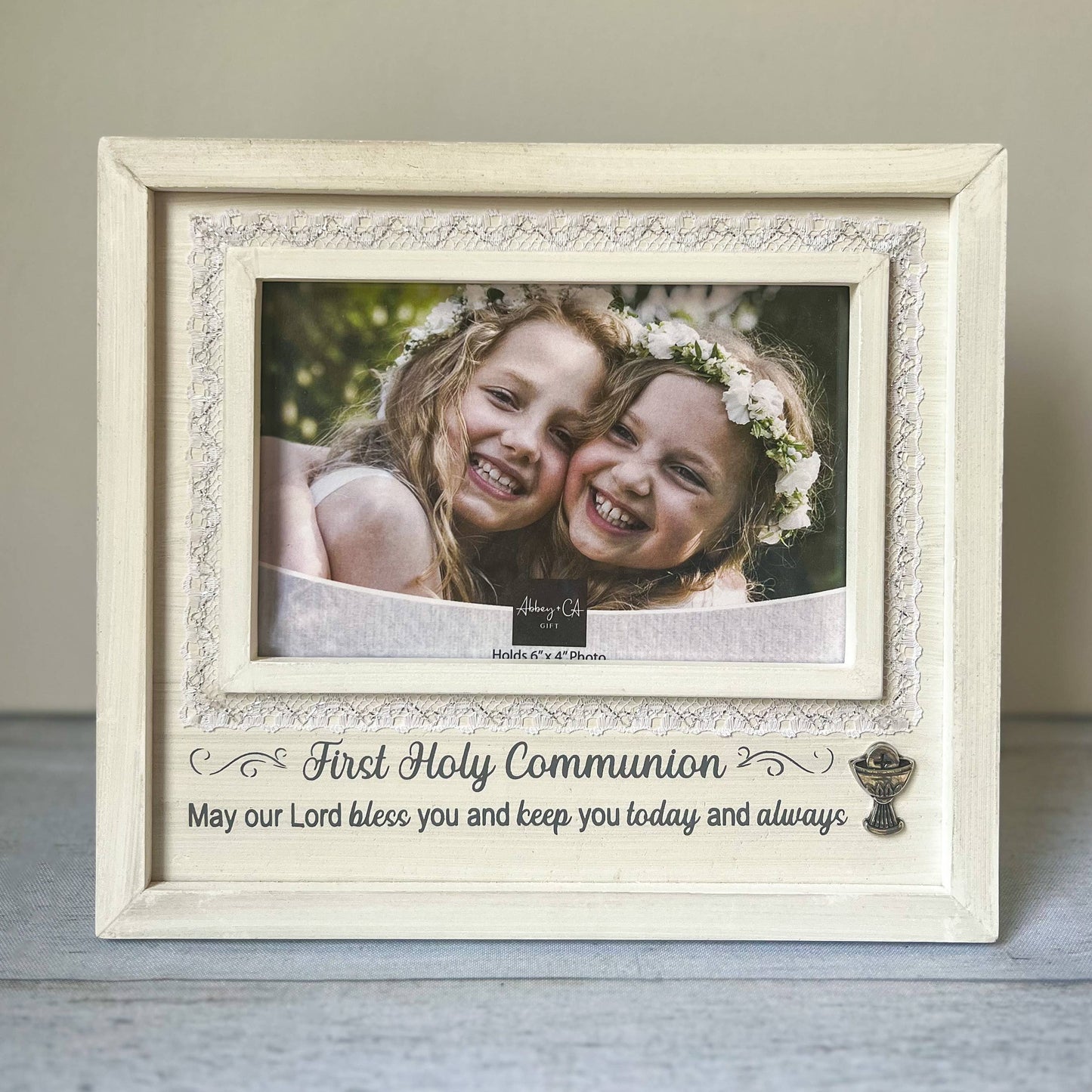 Lace Detail Communion Frame