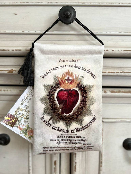 VINTAGE HEARTS Blessing Carrier Pouch DETENTE