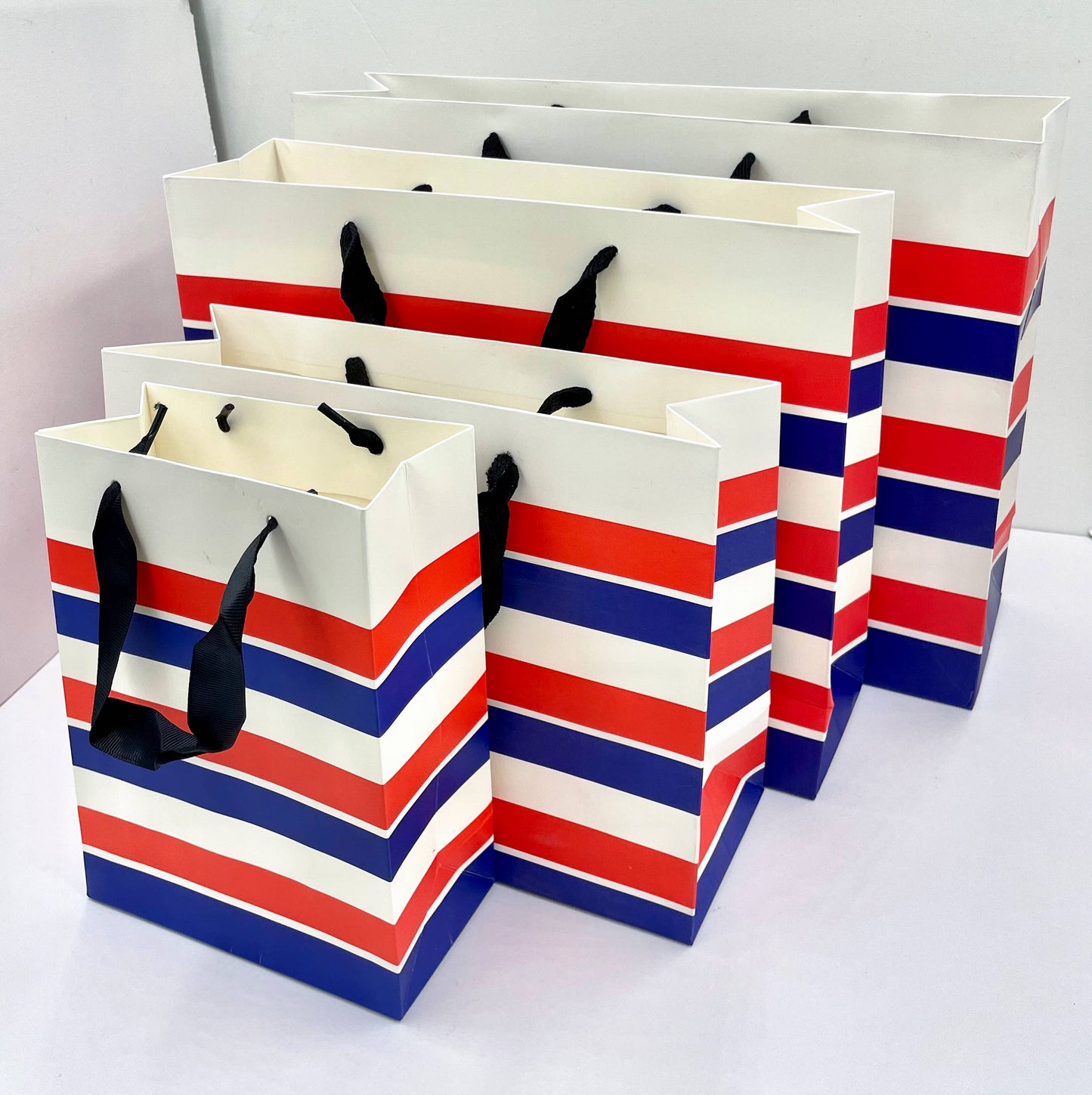 20pcs,4 sizes blue&white&red stripes gift bag