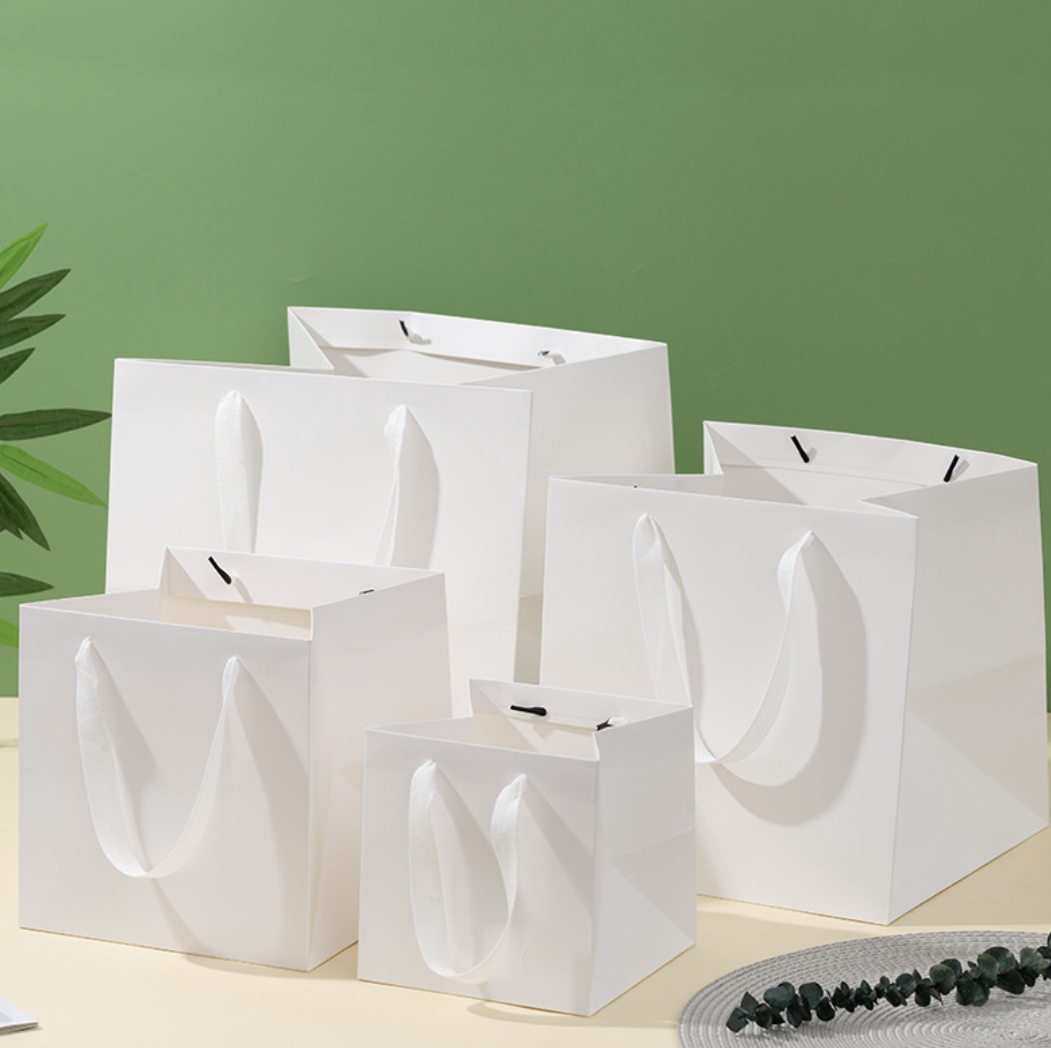 10pcs, Square white gift bag with free tissue , four sizes